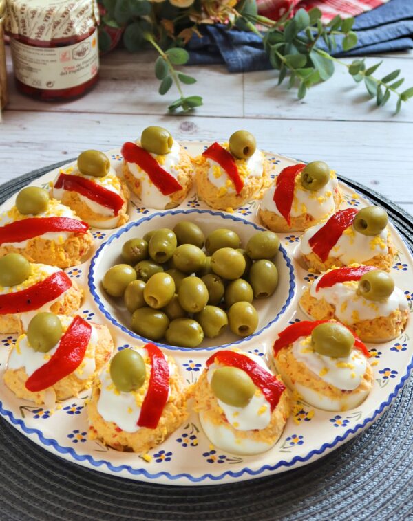 Huevos rellenos