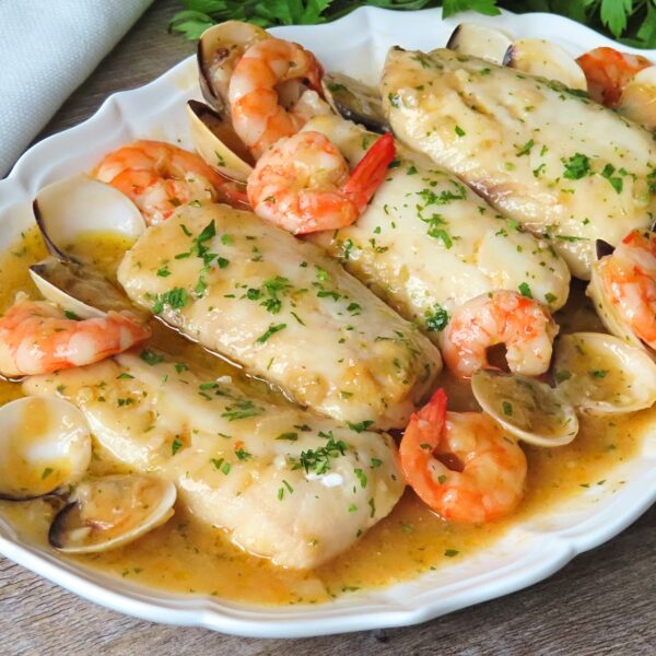 Merluza en salsa marinera