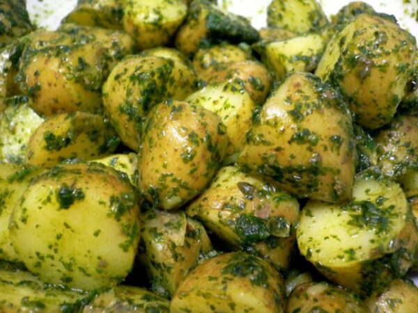 Patatas en salsa verde