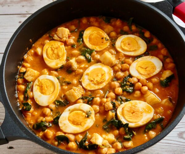 Potaje de garbanzos con espinacas y bacalao