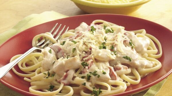 Tallarines con pollo