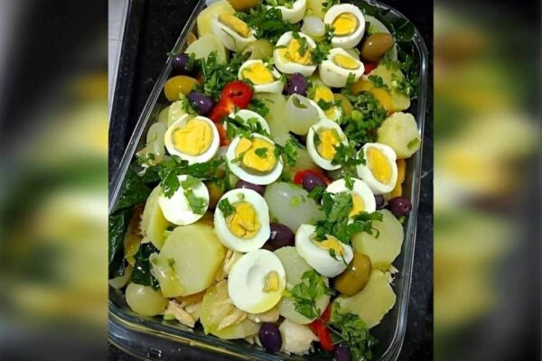 ensalada de bacalao para Pascua un placer muy fácil de preparar