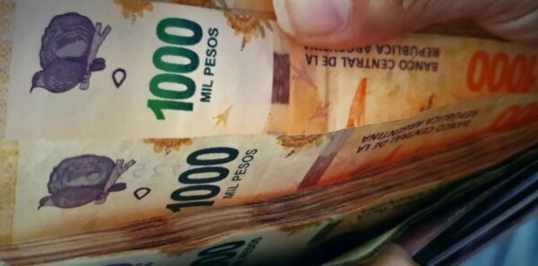 Atención ahorristas: Tras la desregulación, bancos pagan hasta 40% menos de tasa por el plazo fijo