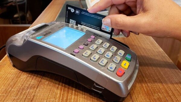 Cómo afecta en las tarjetas de crédito y préstamos personales los cambios en las tasas de intereses